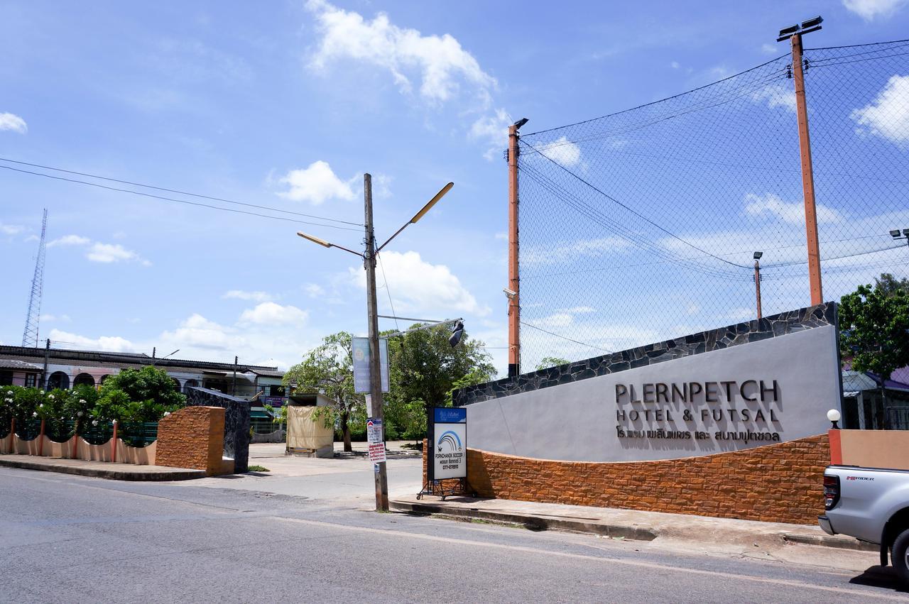 Plernpetch Hotel Surat Thani Eksteriør billede